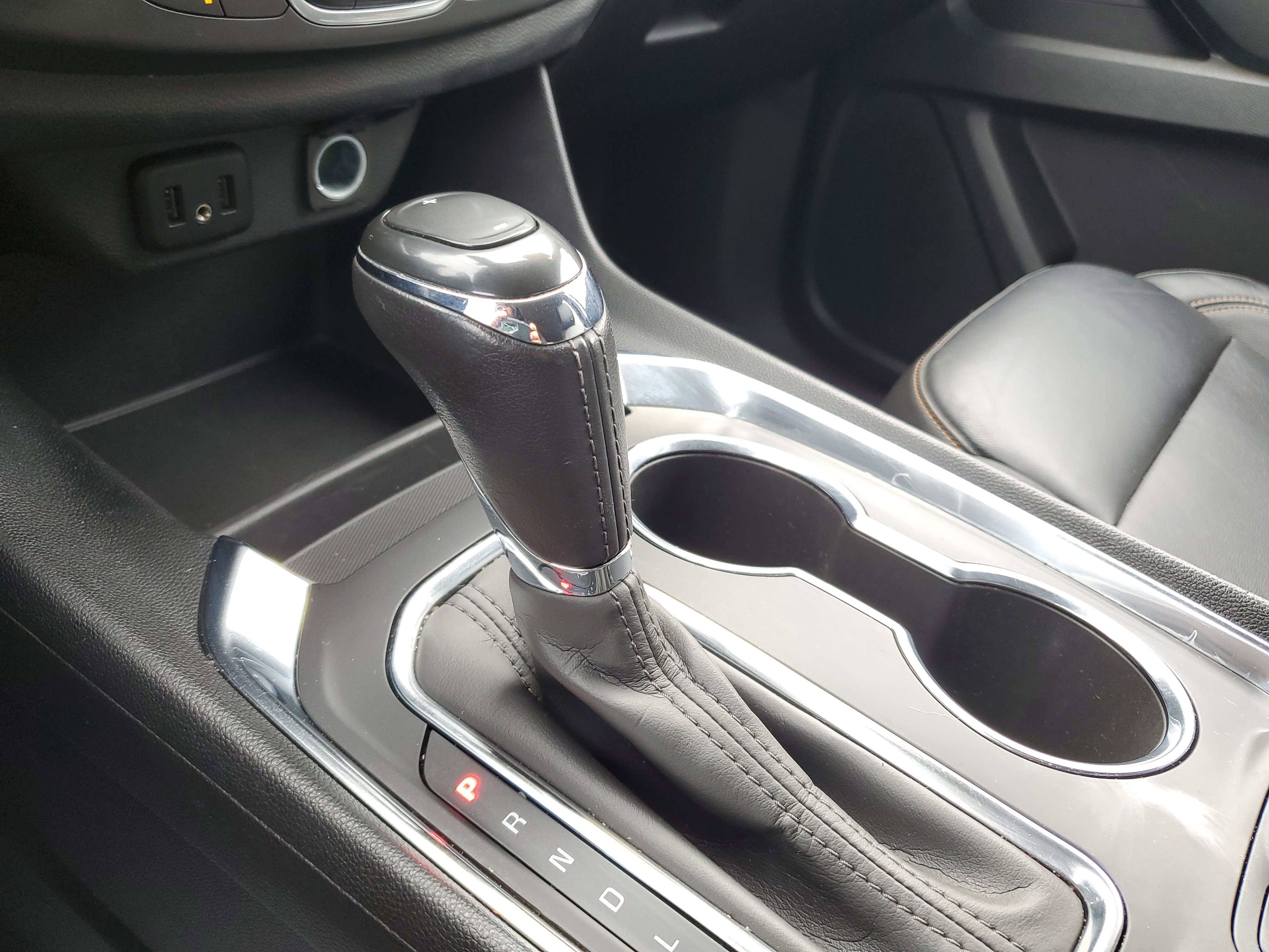 Used 2020 Chevrolet Traverse LT w/ Driver Confidence II Package image 28