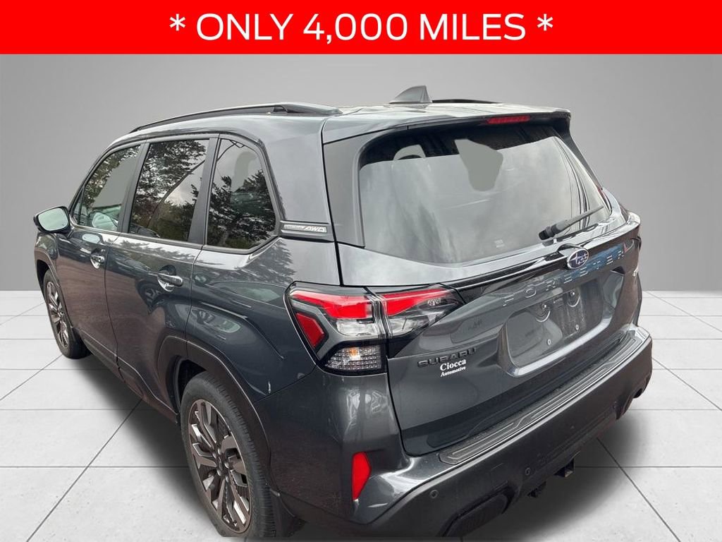 Used 2025 Subaru Forester Touring AWD/4WD image 5