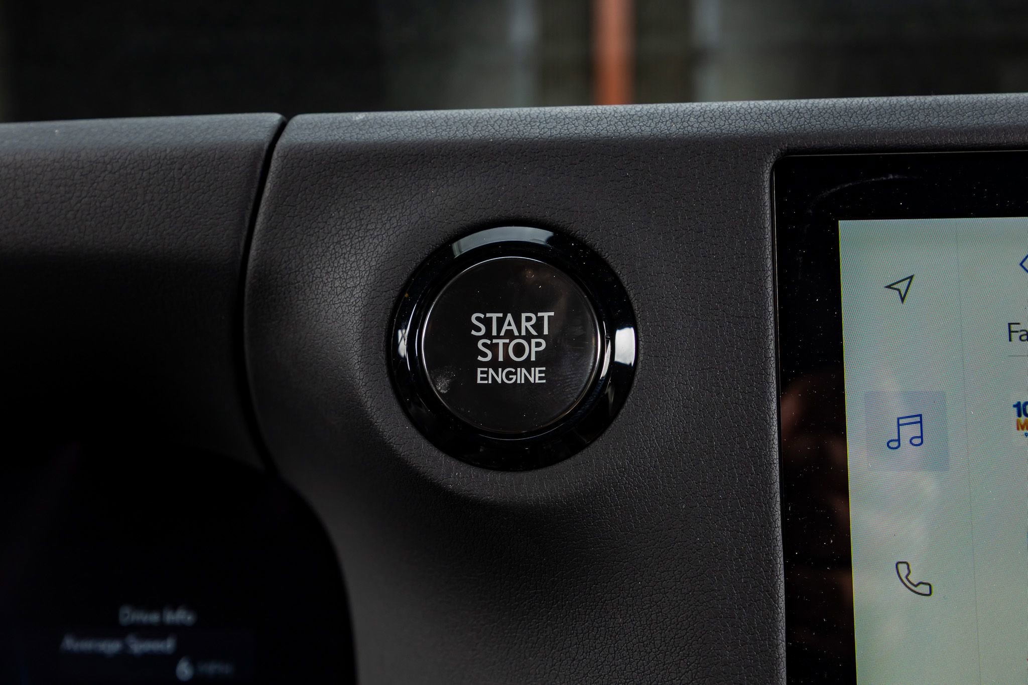 Used 2025 Lexus GX 550 w/ Accessory Package (2T) image 23