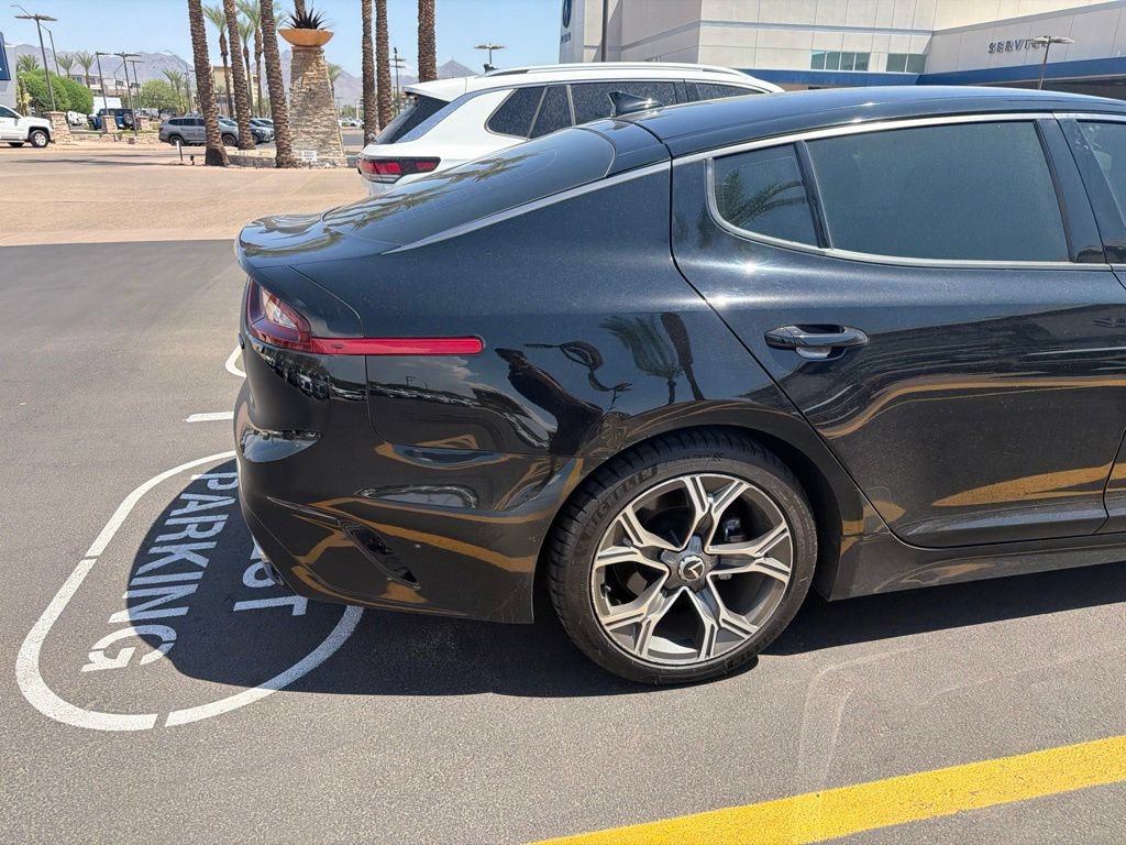 Used 2020 Kia Stinger GT-Line RWD image 12