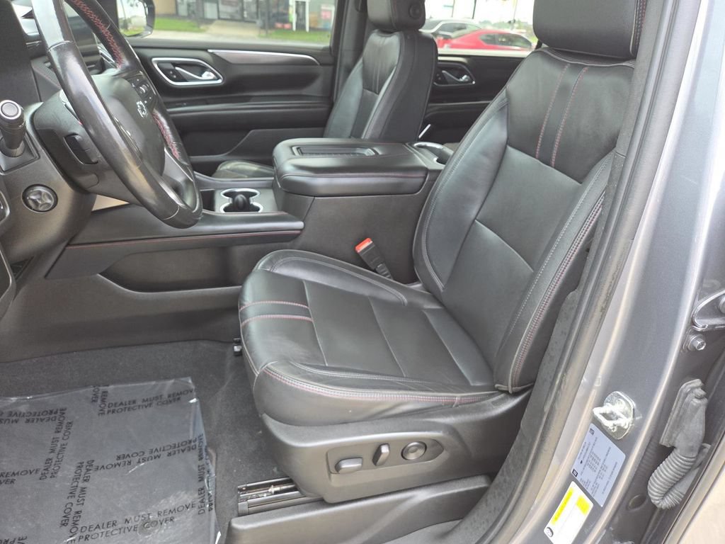 Used 2021 Chevrolet Suburban RST w/ Luxury Package AWD/4WD image 21