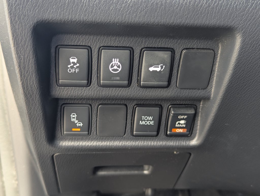 Used 2018 Nissan Pathfinder SL w/ Cargo Package FWD image 24