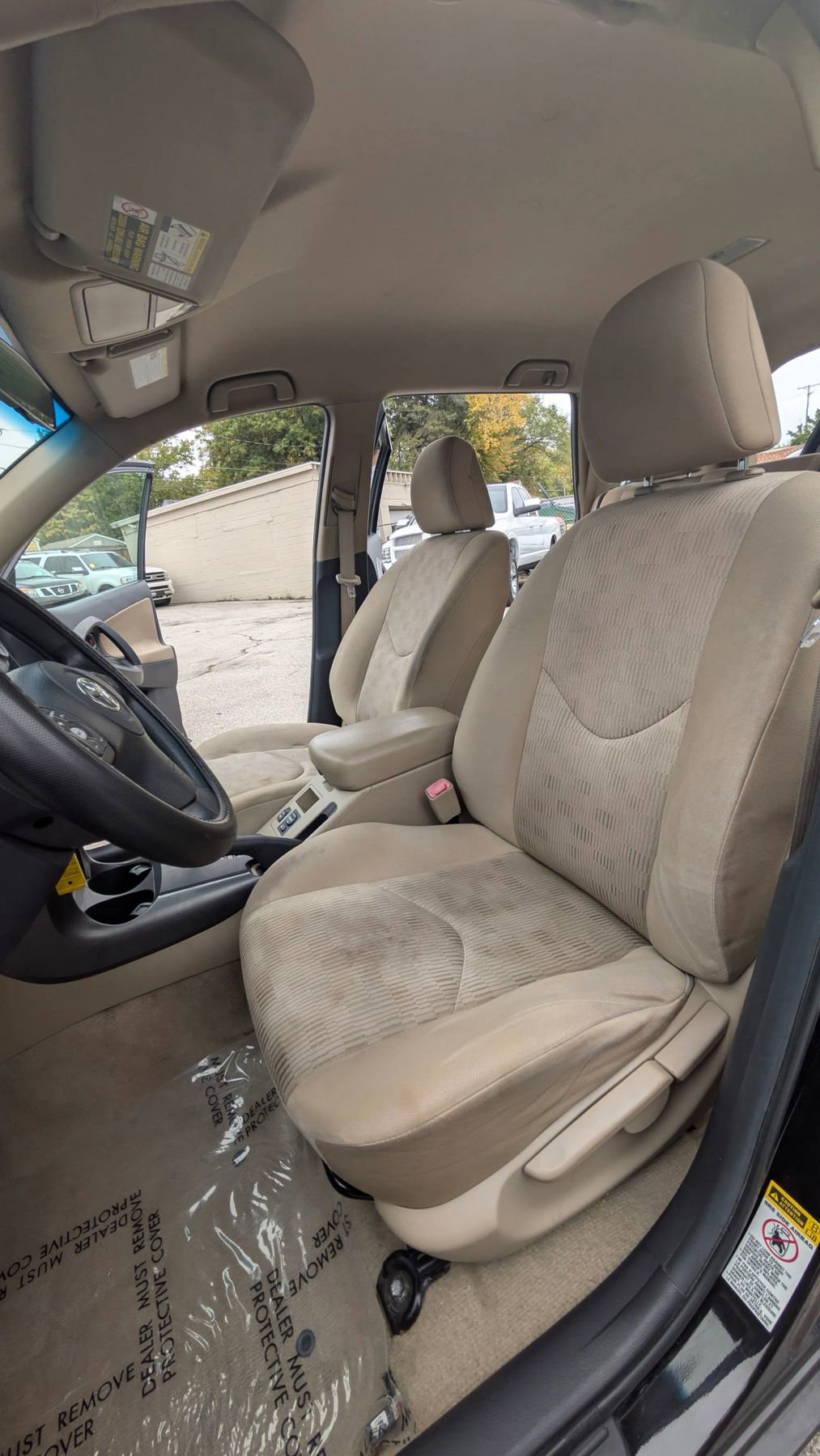 Used 2012 Toyota RAV4 FWD image 11