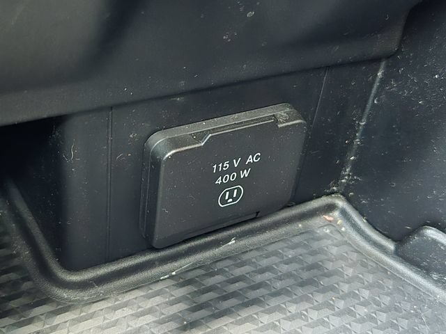 Used 2024 RAM 1500 Laramie AWD/4WD image 24