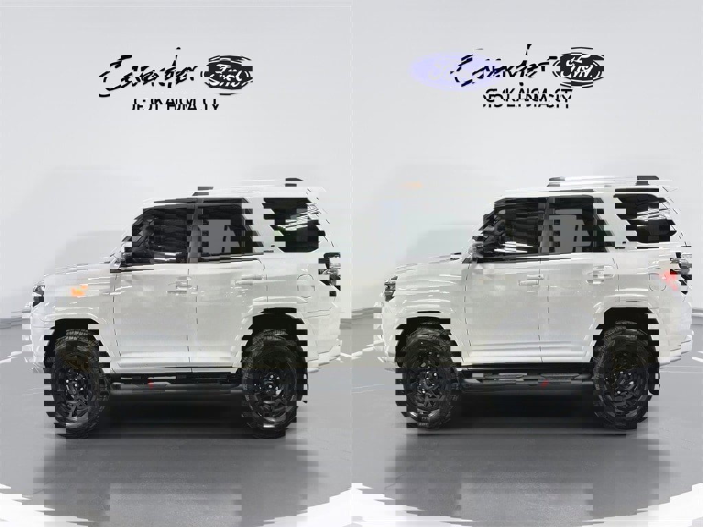 Used 2021 Toyota 4Runner SR5 Premium image 5