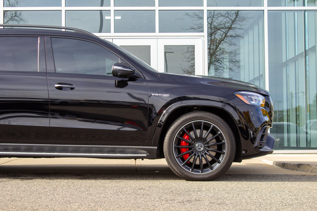 Used 2026 Mercedes-Benz GLS 63 AMG 4MATIC image 5