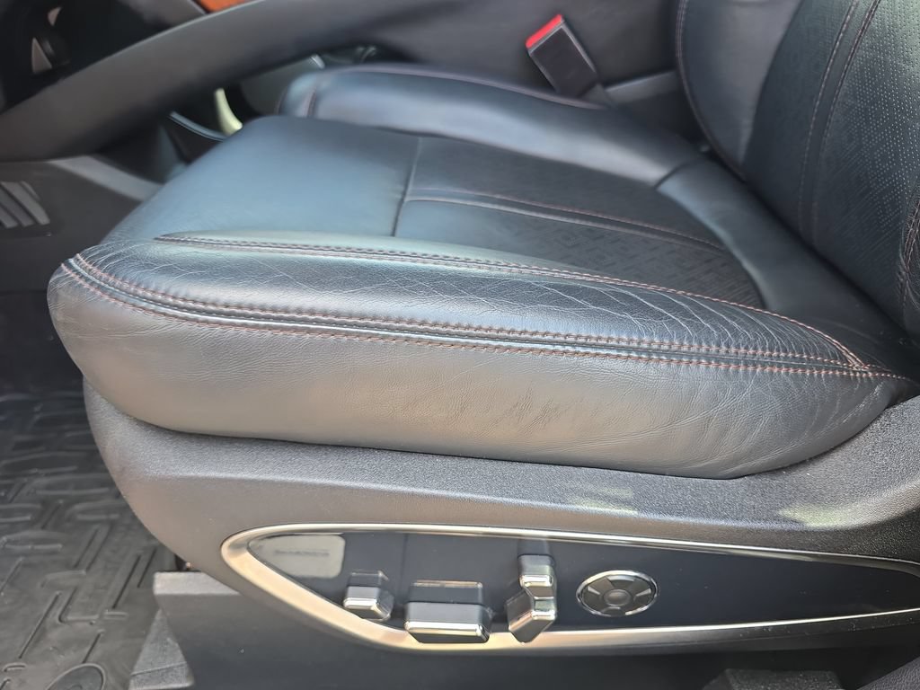 Used 2016 Lincoln MKX Black Label w/ Driver Assistance Package AWD/4WD image 32