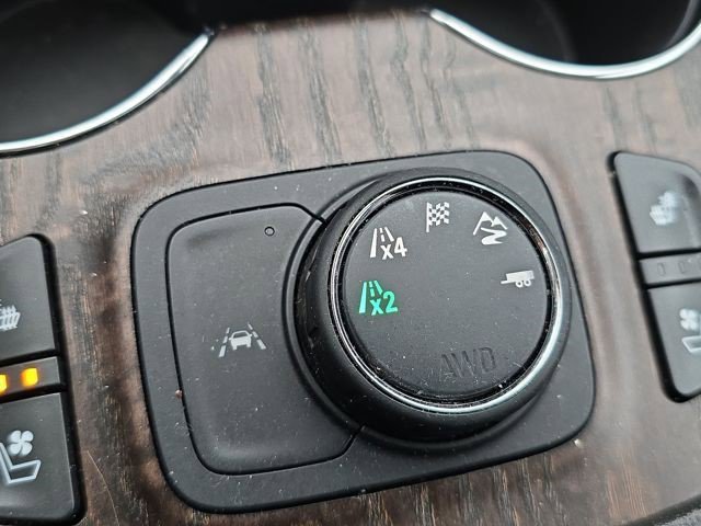 Certified 2023 GMC Acadia Denali w/ Denali Ultimate Package image 16