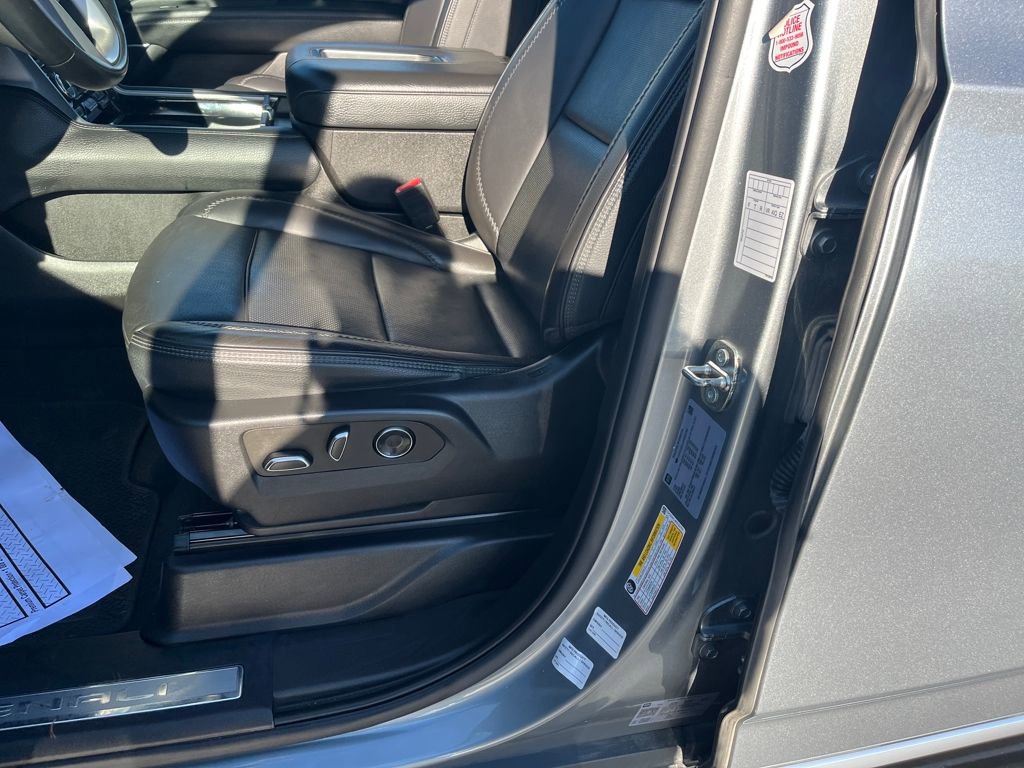 Used 2023 GMC Yukon Denali image 21