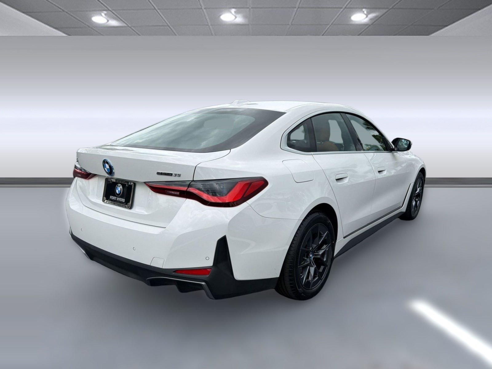 Certified 2023 BMW i4 eDrive35 RWD image 9