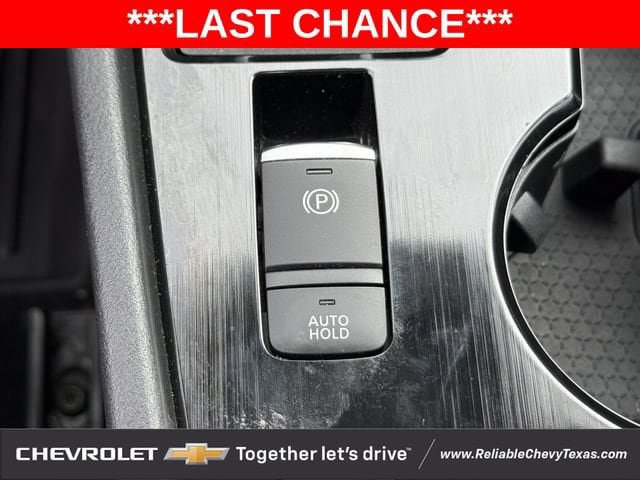 Used 2023 Nissan Rogue S FWD image 20