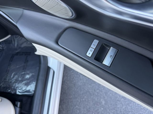 Used 2023 Genesis GV80 2.5T w/ Prestige 20" Package image 35