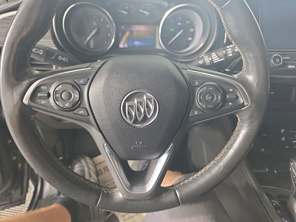 Used 2017 Buick Envision Essence w/ LPO, Cargo Package FWD image 28