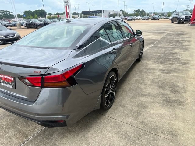 New 2026 Nissan Altima 2.5 SR w/ SR Premium Package FWD image 4