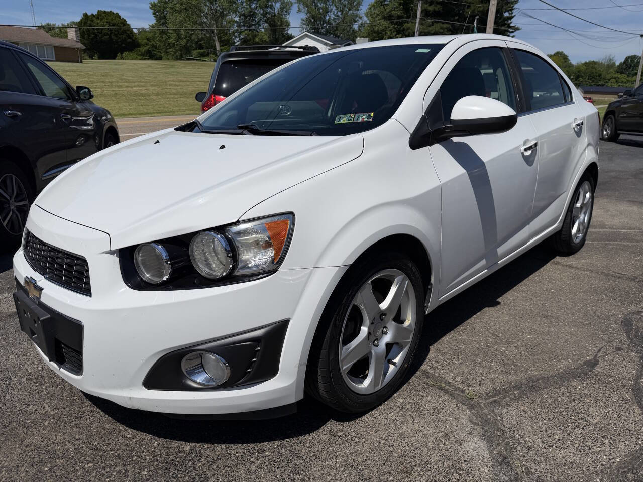 Used 2016 Chevrolet Sonic LTZ FWD image 2