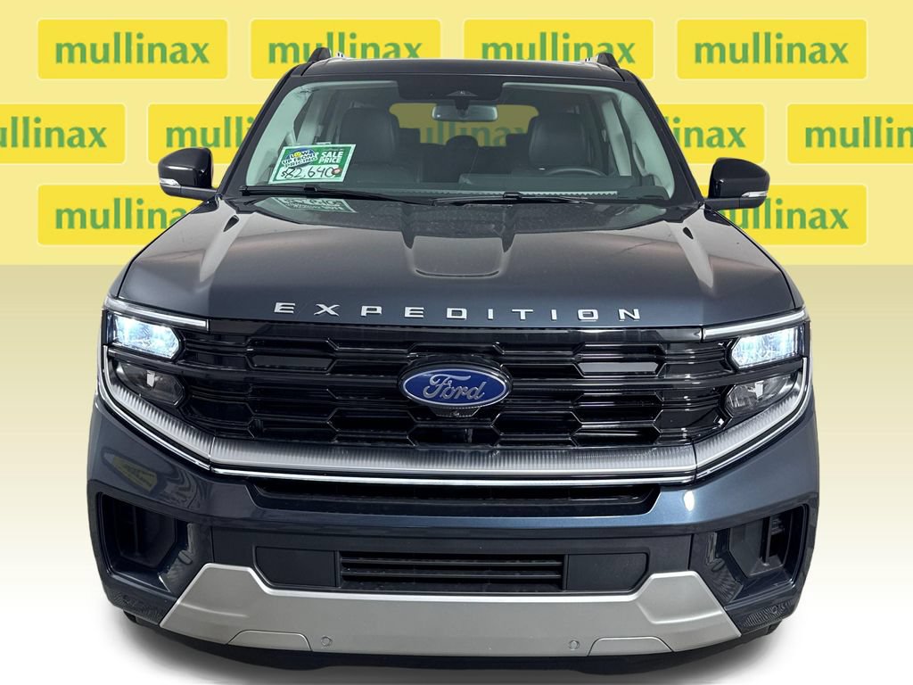 New 2026 Ford Expedition Max Platinum w/ Driver's Package AWD/4WD image 17