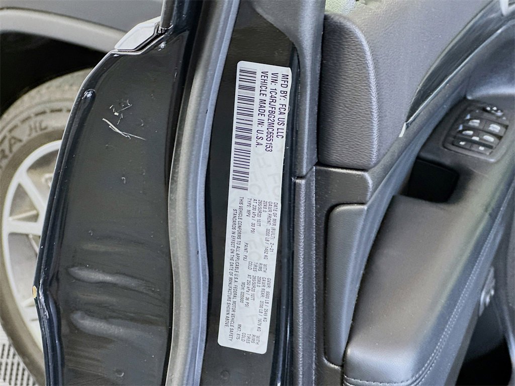 Used 2021 Jeep Grand Cherokee Limited image 33