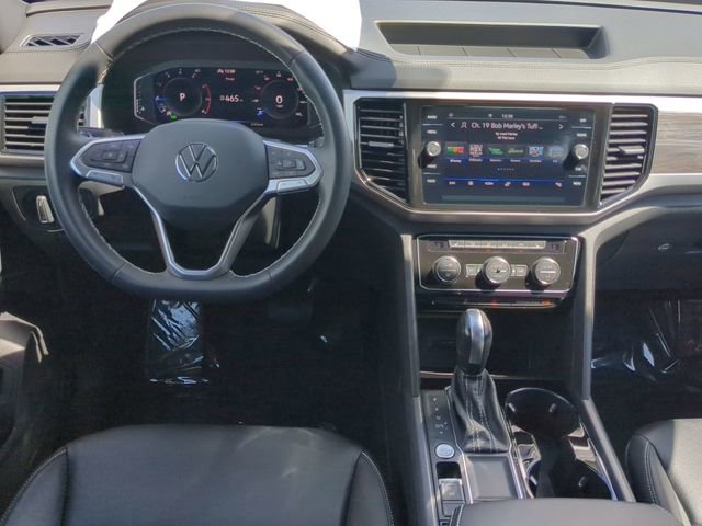 Certified 2023 Volkswagen Atlas Cross Sport SE w/ Black Wheel Package image 14