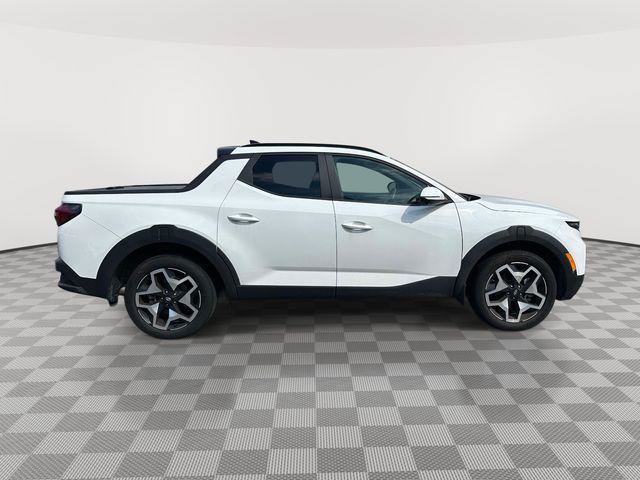 Used 2024 Hyundai Santa Cruz Limited AWD/4WD image 2