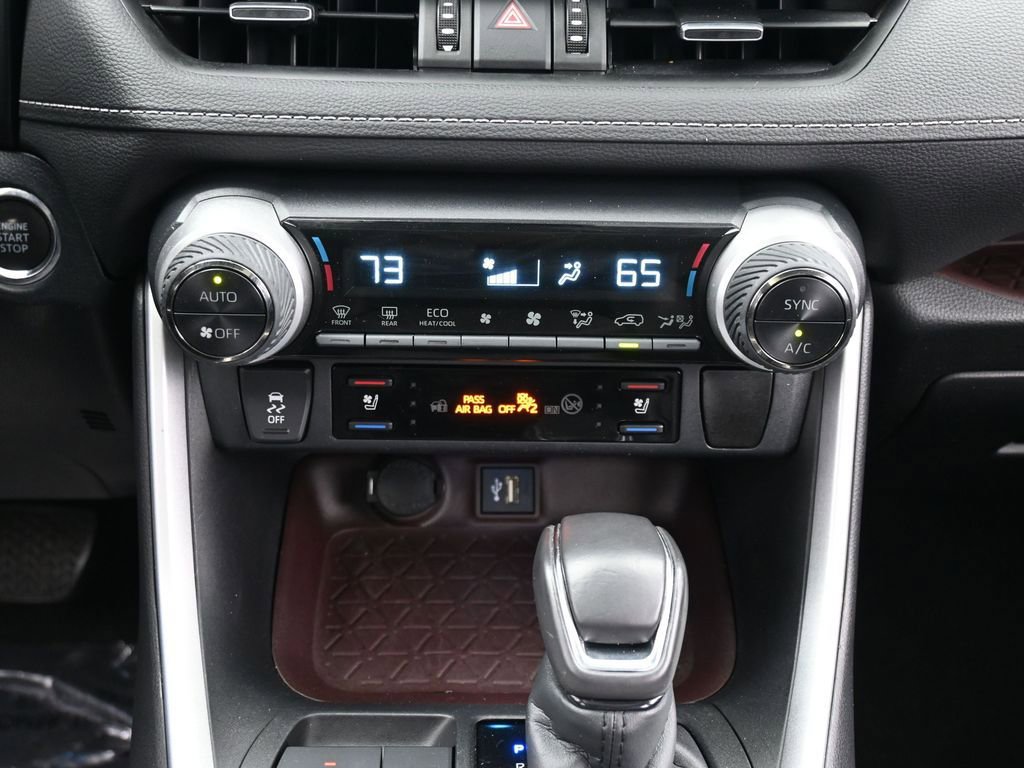 Used 2023 Toyota RAV4 Limited image 26