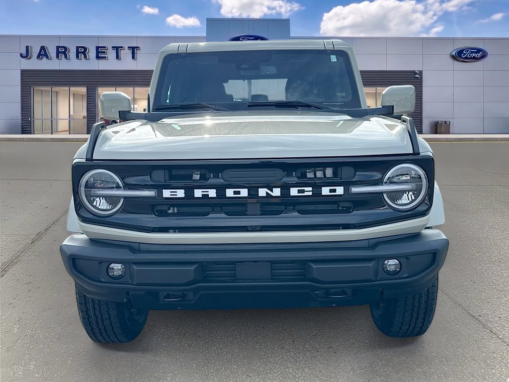 New 2026 Ford Bronco Outer Banks AWD/4WD image 2