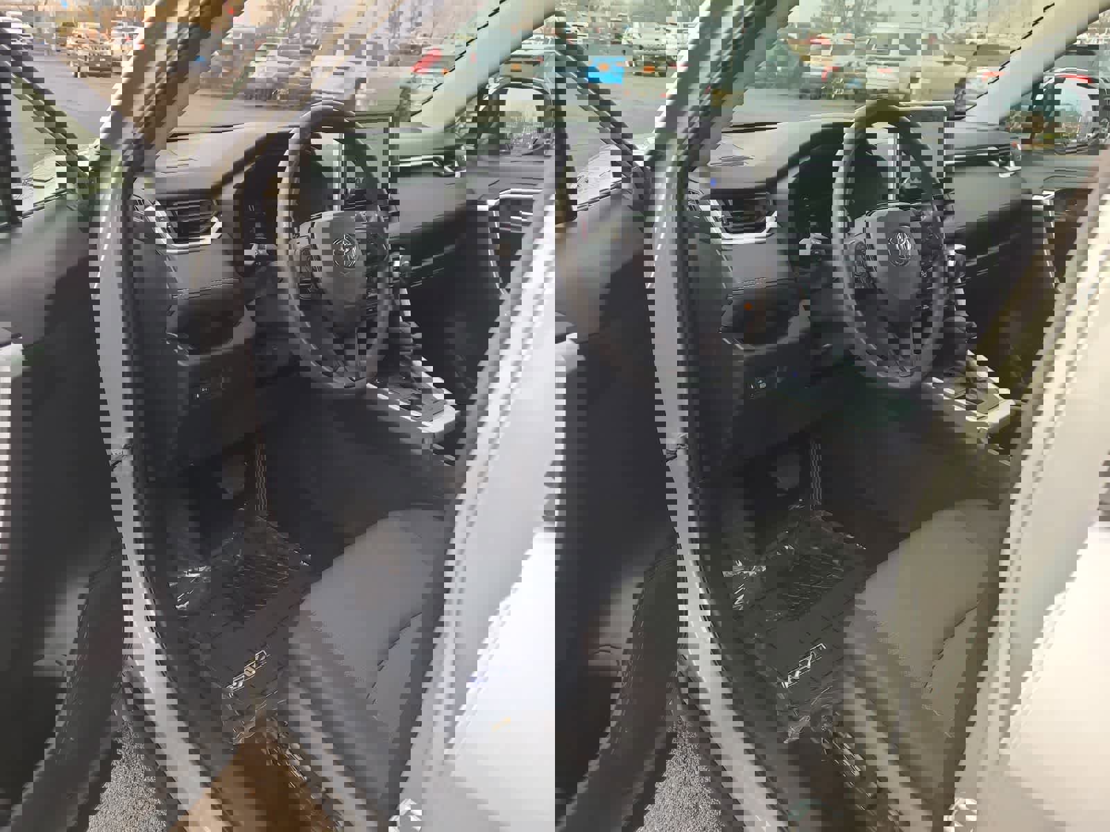 Used 2024 Toyota RAV4 XLE image 10