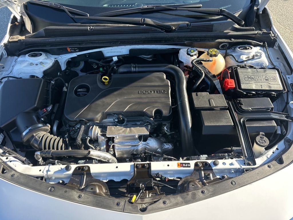 Used 2023 Chevrolet Malibu LT image 31
