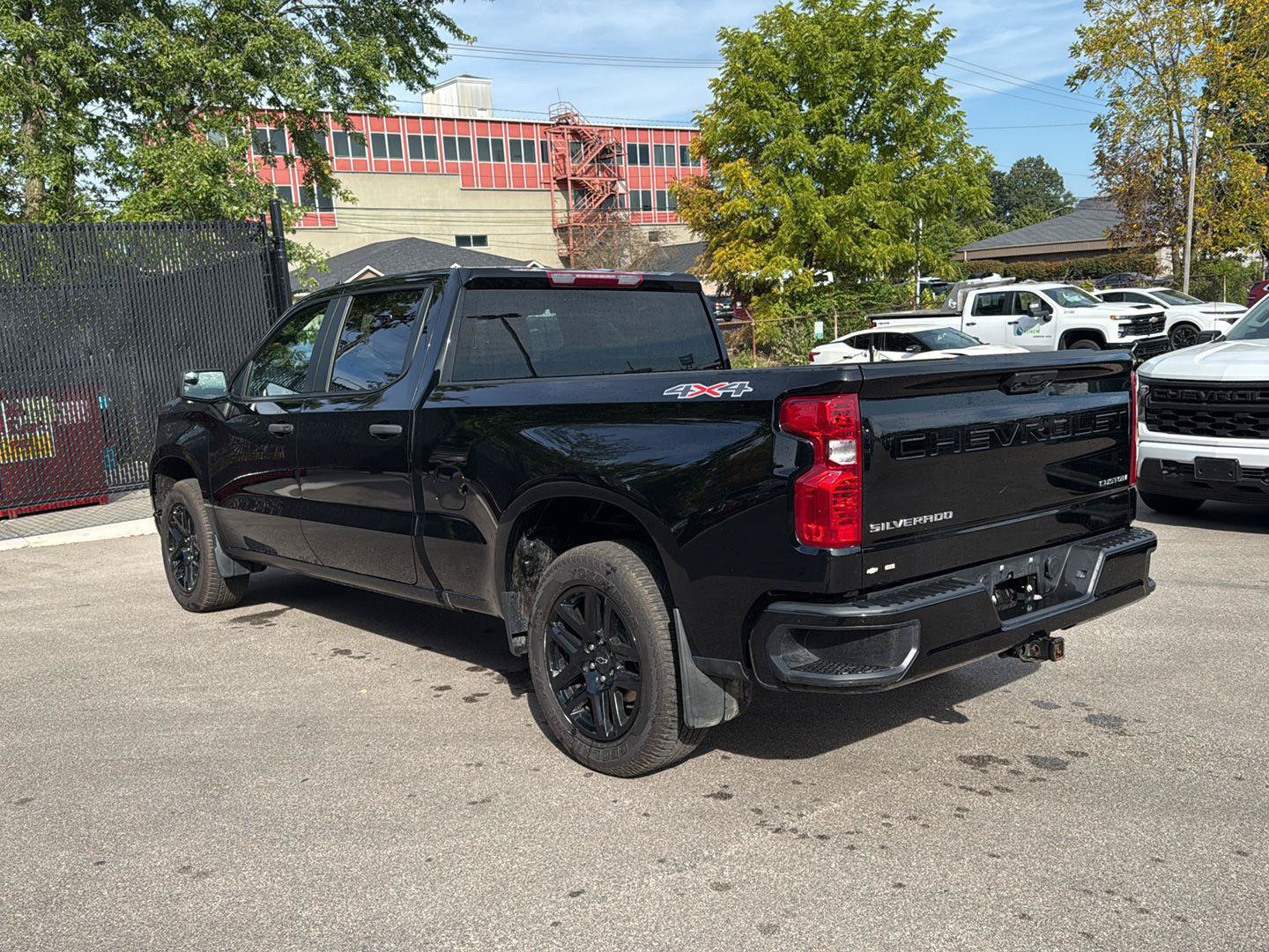 Used 2024 Chevrolet Silverado 1500 Custom AWD/4WD image 5