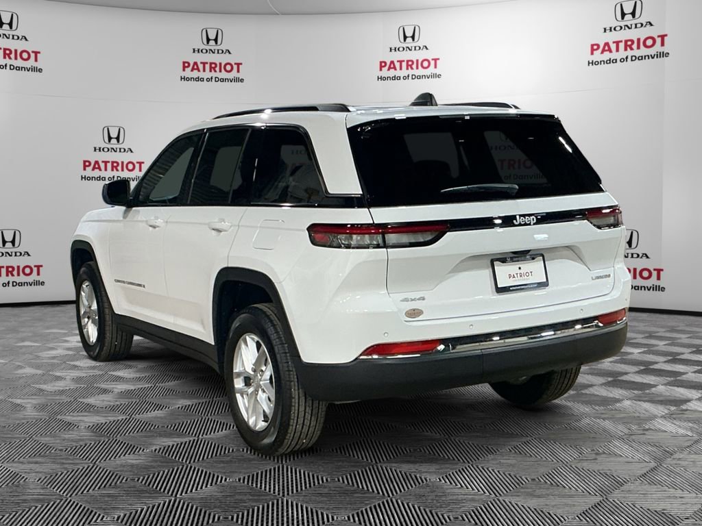 Used 2024 Jeep Grand Cherokee Laredo X w/ Luxury Tech Group I image 3