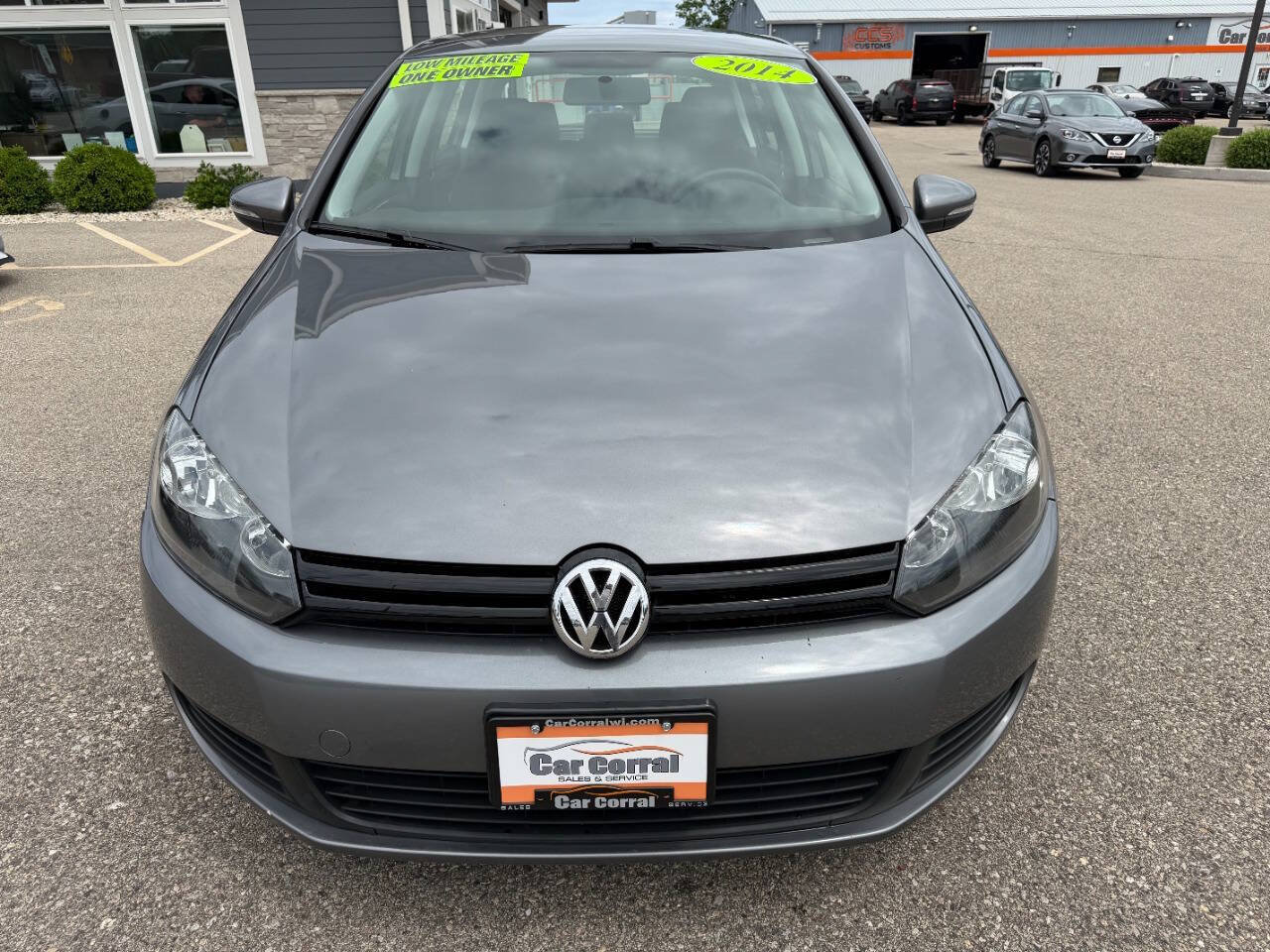 Used 2014 Volkswagen Golf 4-Door FWD image 8