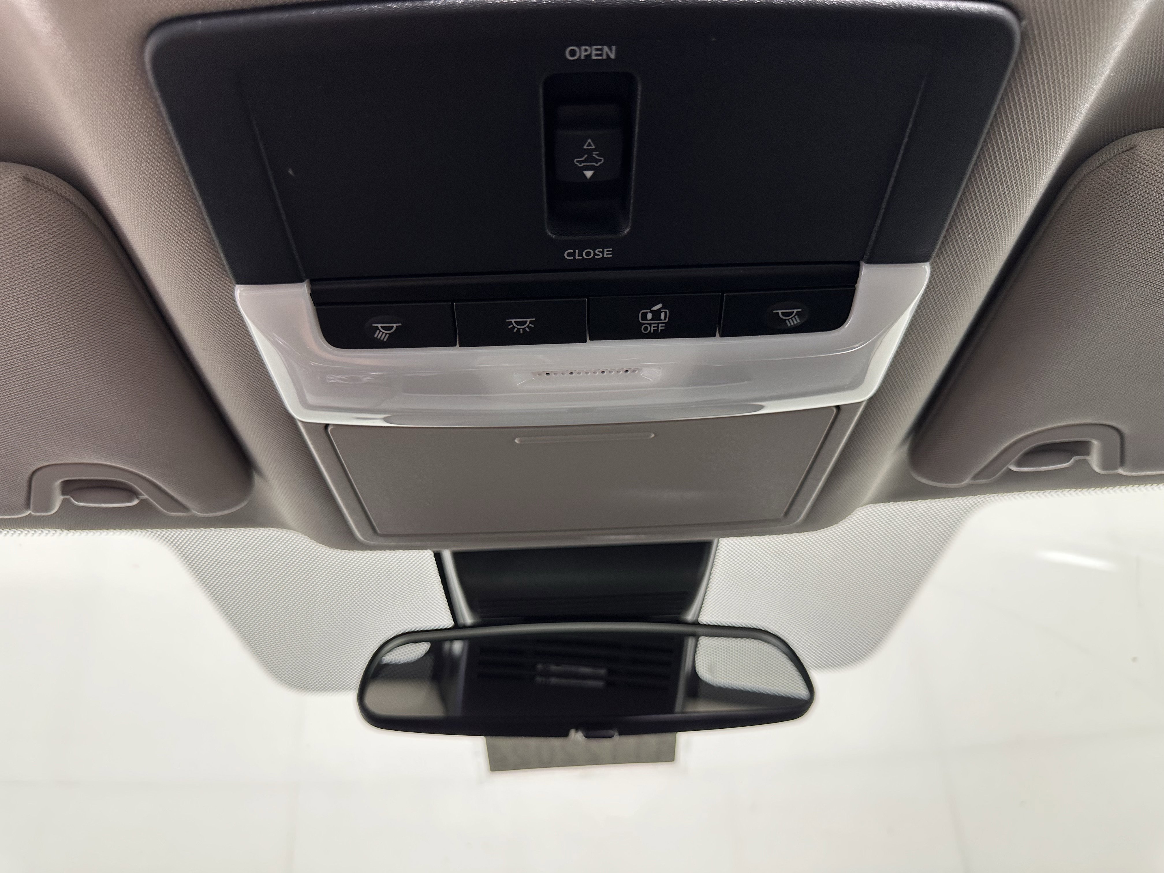 New 2025 Nissan Altima 2.5 SR w/ SR Premium Package image 33