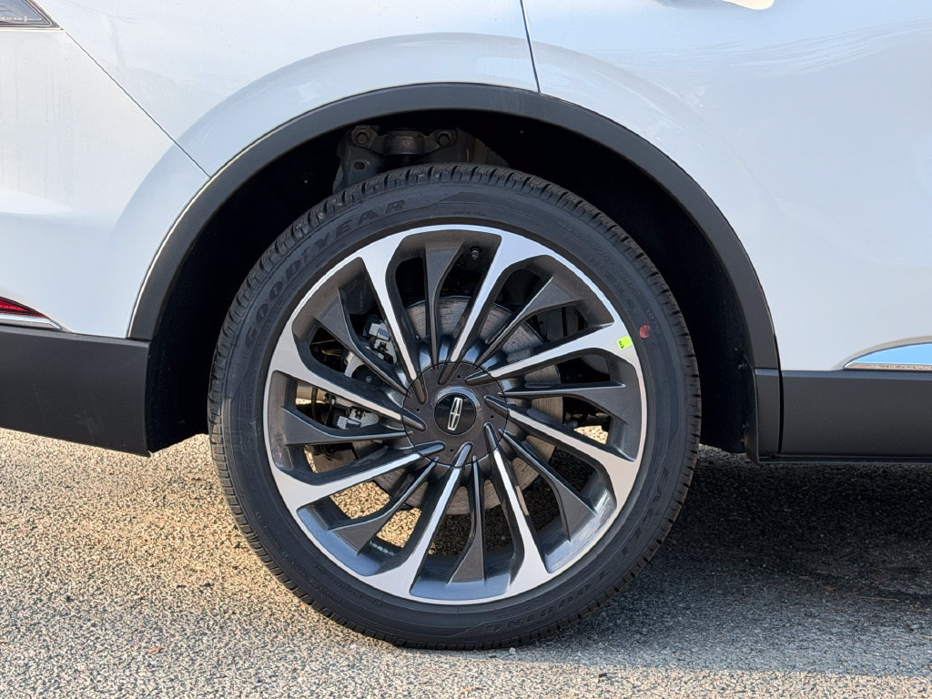 New 2027 Lincoln Aviator Reserve AWD/4WD image 6