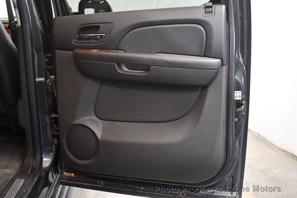 Used 2010 Chevrolet Suburban LTZ image 19