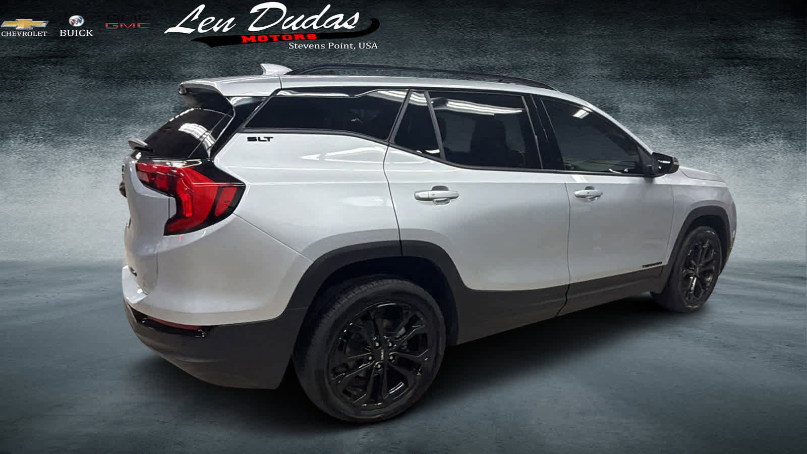 Certified 2021 GMC Terrain SLT w/ Infotainment Package II image 4