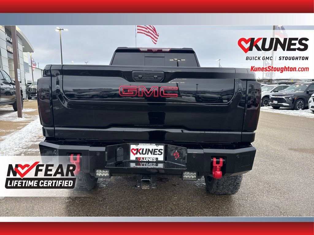 Used 2024 GMC Sierra 2500 AT4X image 10