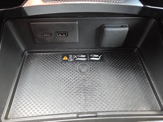 Used 2024 Buick Envision Avenir AWD/4WD image 9