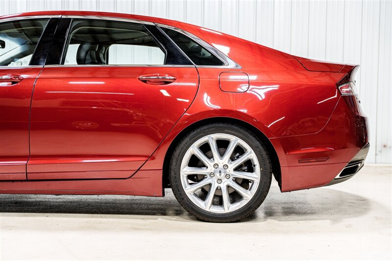 Used 2016 Lincoln MKZ w/ Equipment Group 200A Select FWD image 4