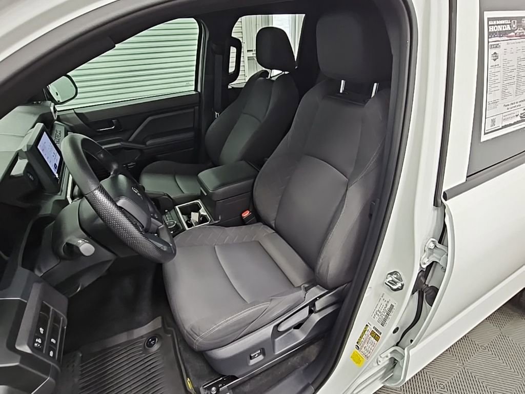 Used 2024 Toyota Tacoma SR image 28