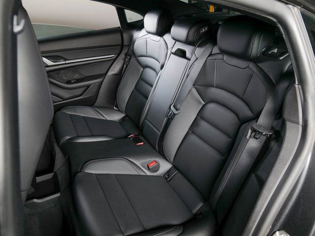 New 2025 Porsche Taycan image 13