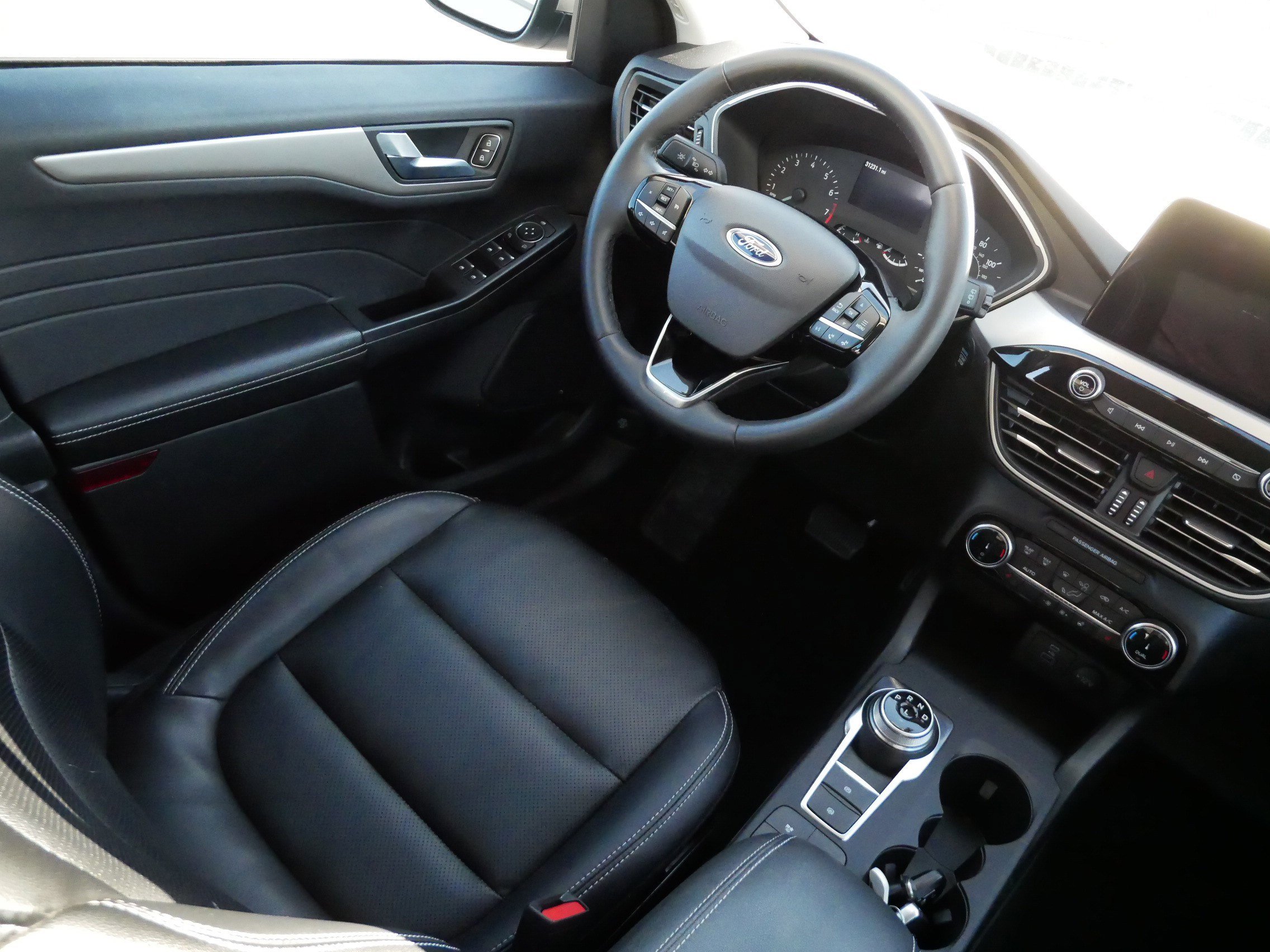 Used 2022 Ford Escape SEL image 9