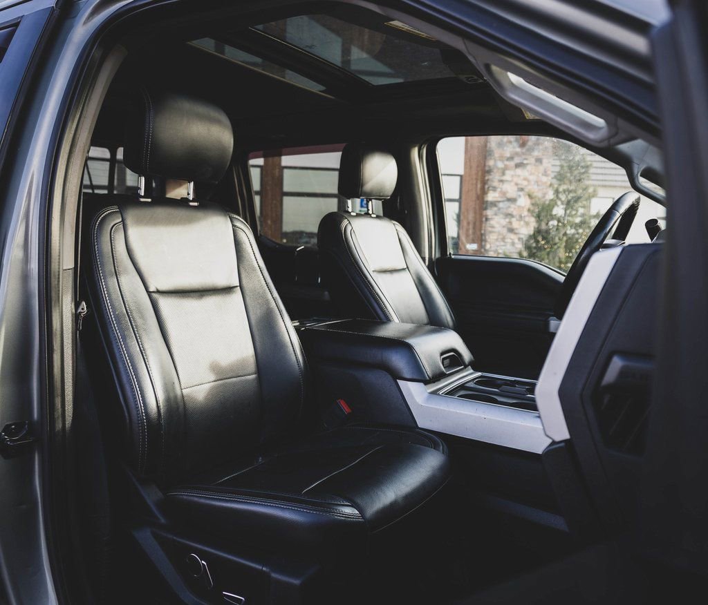 Used 2019 Ford F250 Lariat w/ Lariat Ultimate Package image 25