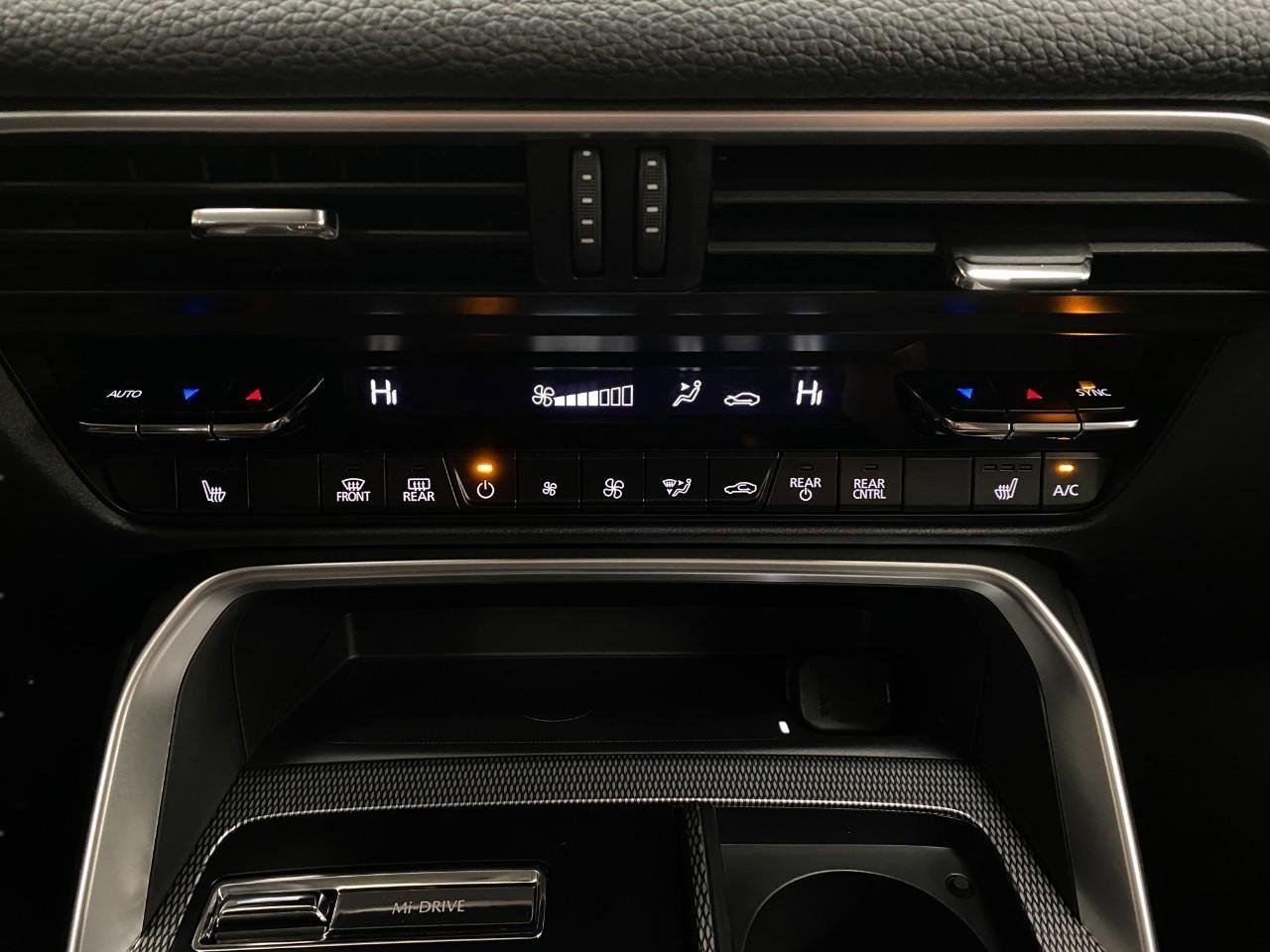 New 2025 MAZDA CX-90 Plug-In Hybrid w/ Preferred AWD/4WD image 57