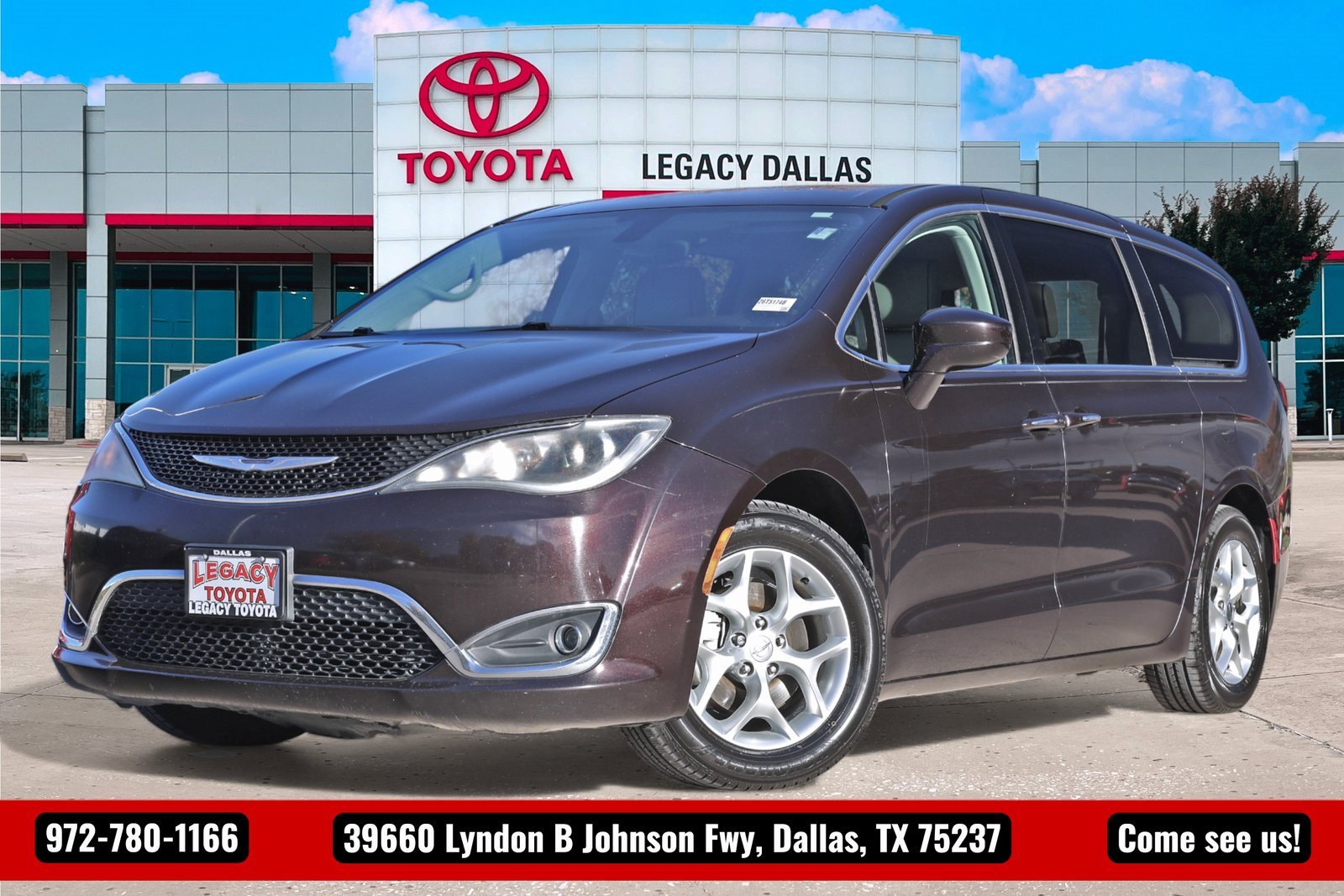 Used 2018 Chrysler Pacifica Touring Plus w/ Tire & Wheel Group