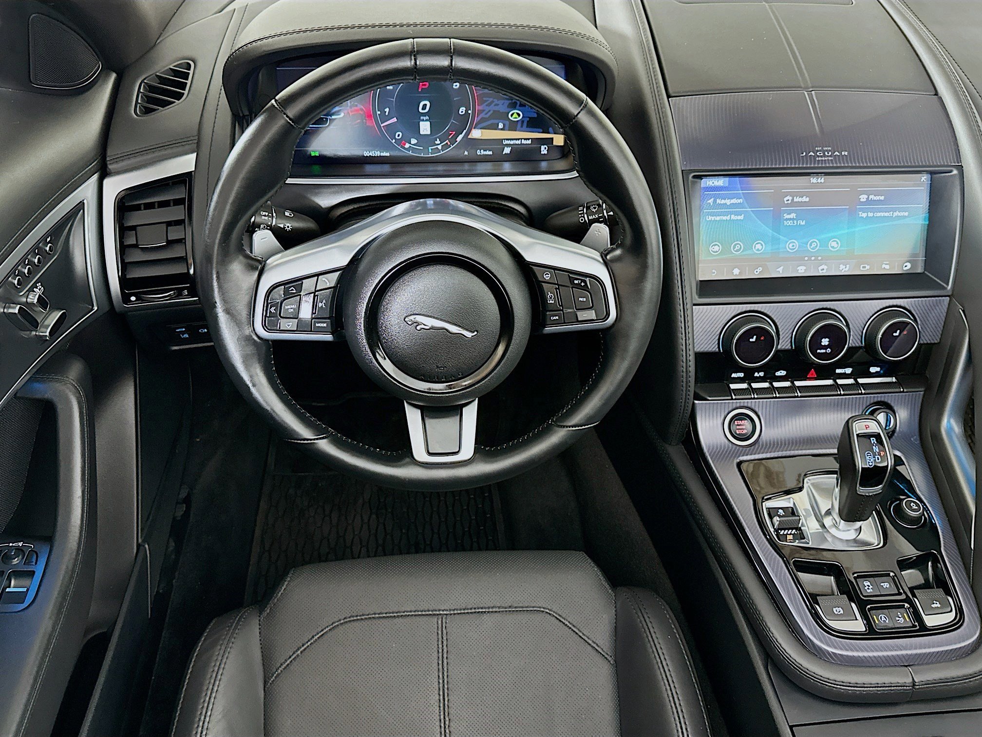 Used 2024 Jaguar F-TYPE R-Dynamic RWD image 19