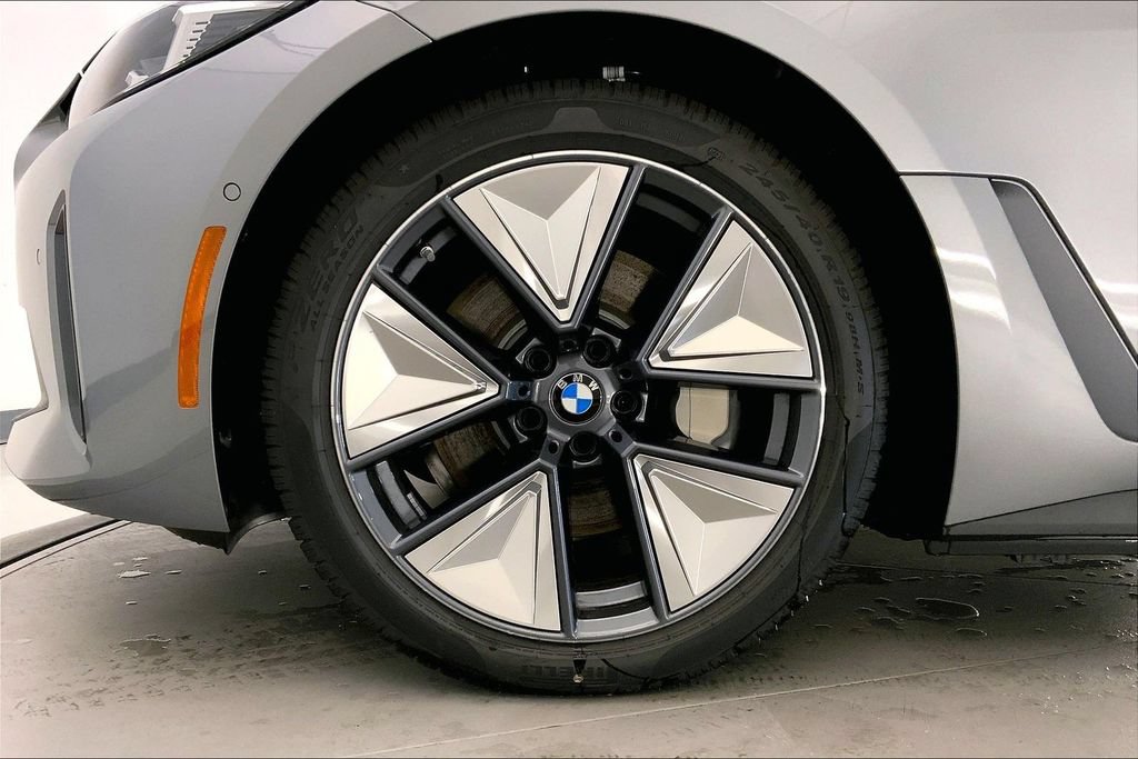 New 2026 BMW i4 xDrive40i w/ Premium Package AWD/4WD image 9