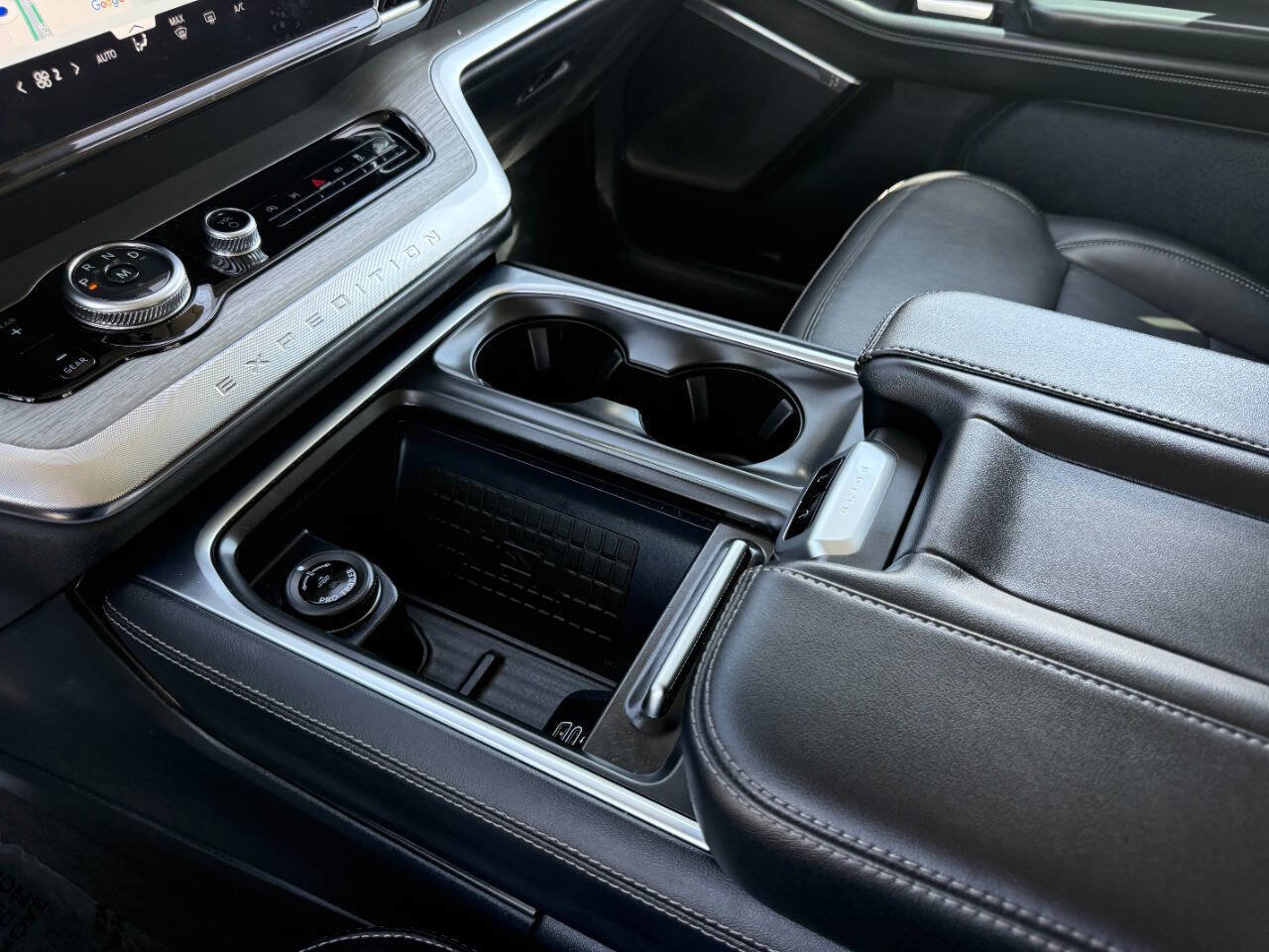 Used 2025 Ford Expedition Max Platinum image 56