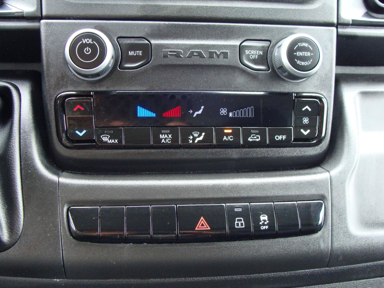 Used 2023 RAM ProMaster 2500 FWD image 18