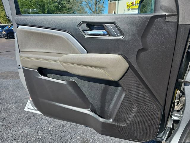 Used 2024 Chevrolet Colorado ZR2 w/ ZR2 Convenience Package III image 30