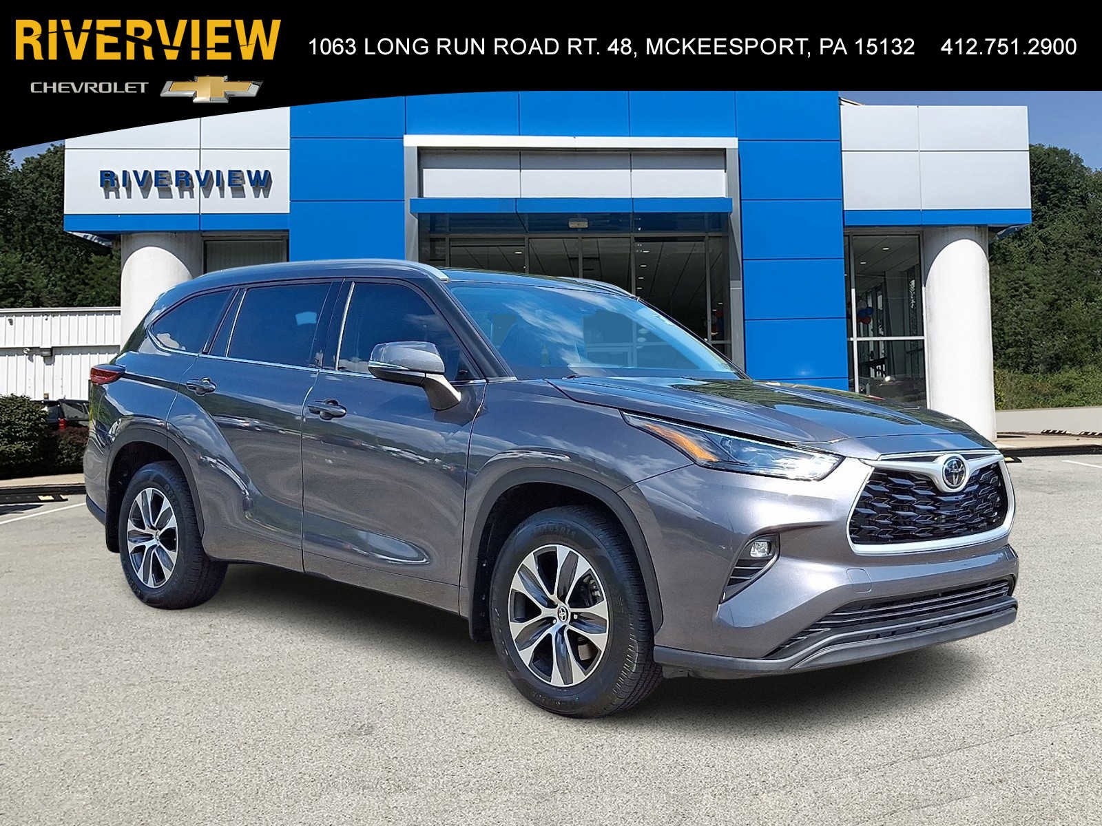 Used 2022 Toyota Highlander XLE image 1