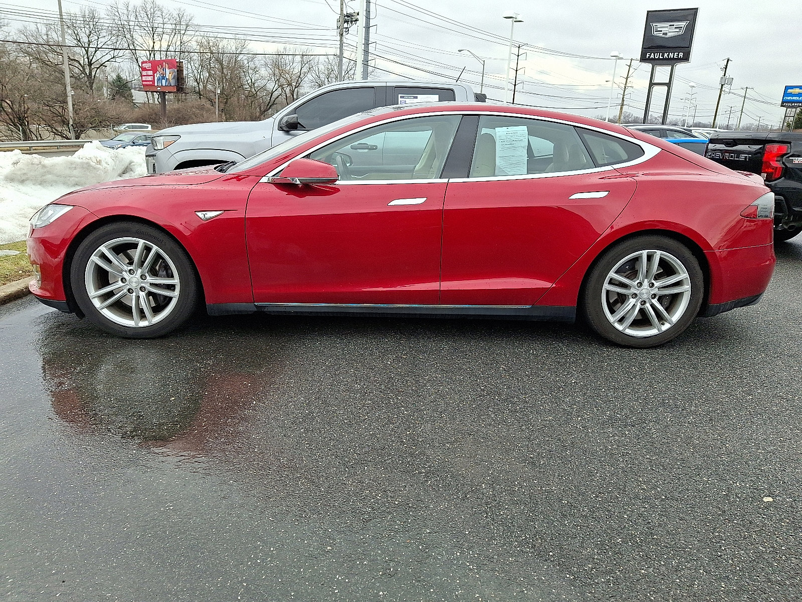 Used 2015 Tesla Model S 90D image 3